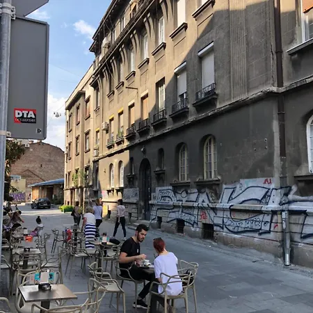 Skadarlija Free Parking 公寓